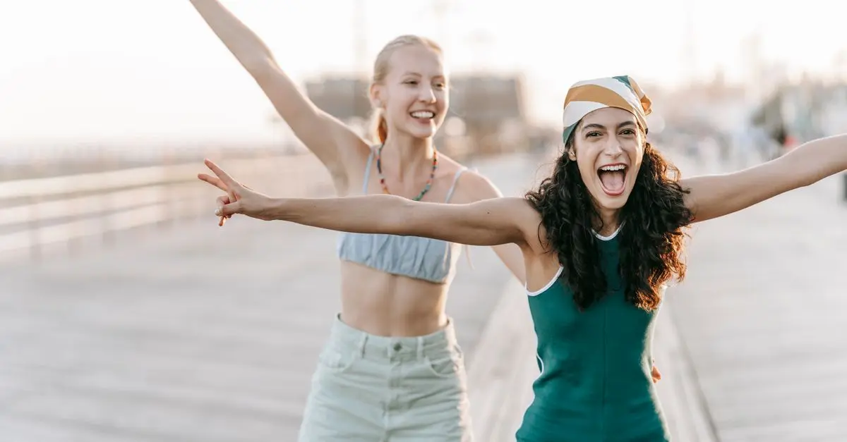 Tendencias fashion para el verano: Colores y estilos clave