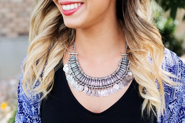 Tendencias fashion para la temporada: Colores y estilos que brillan